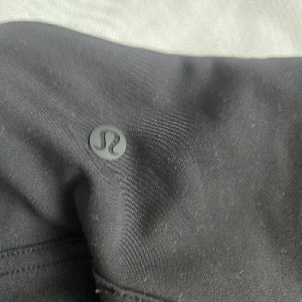Lululemon Black High-Waisted Instill Leggings Sz 8 - Picture 6 of 6